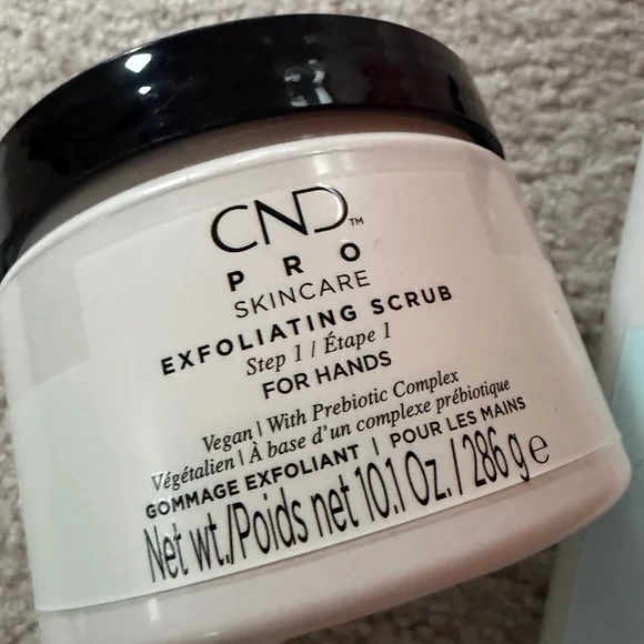 CND Pro Skincare Exfoliating Scrub & Activator for Hands new - Picture 3 of 3